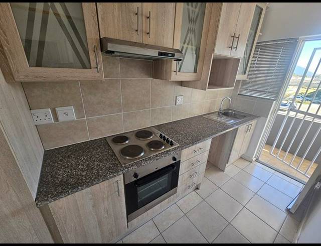 2 BEDROOM PROPERTY TO RENT IN COSTA DA GAMA